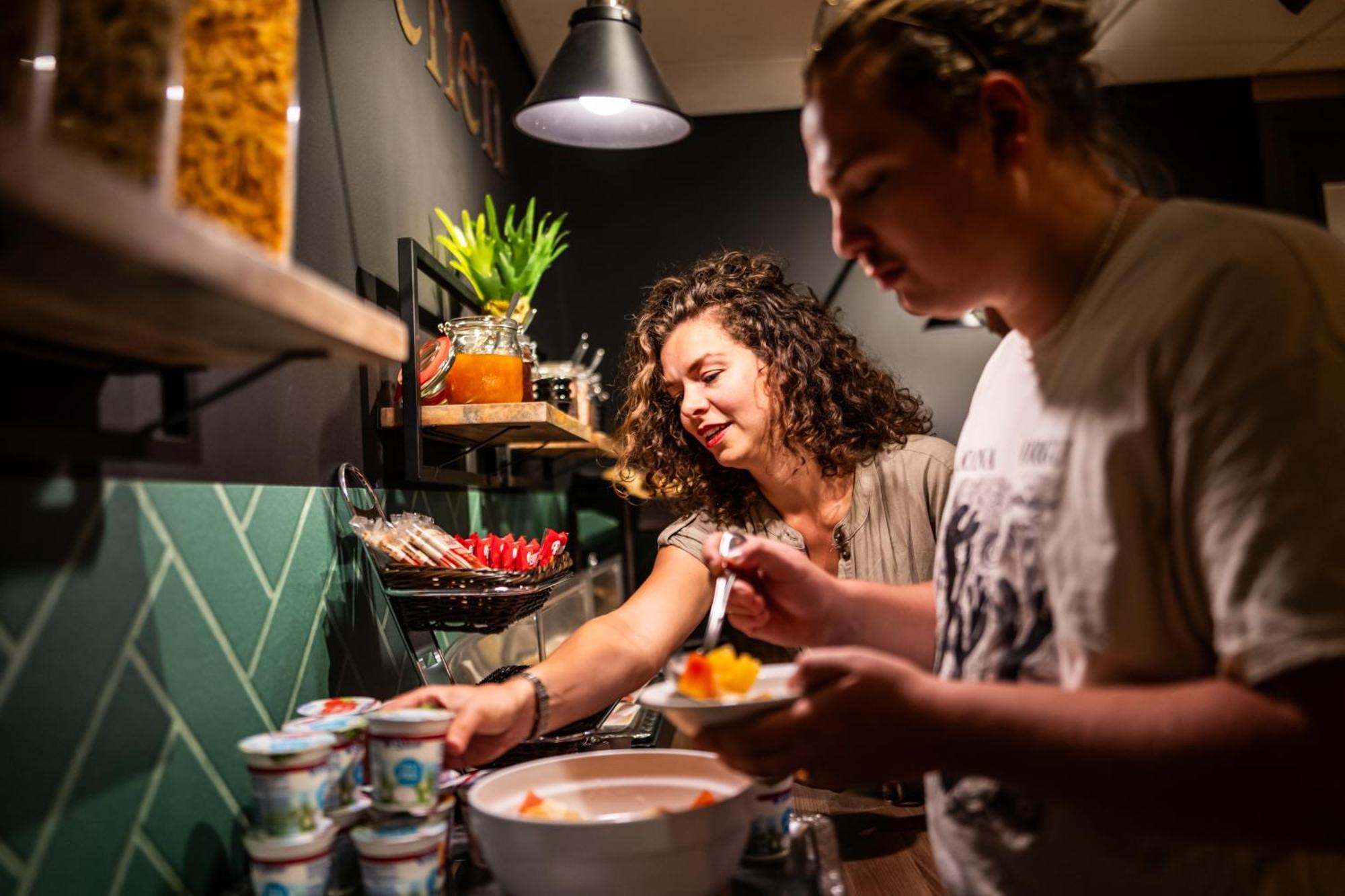 Bud Gett Hostels Groningen Exterior photo